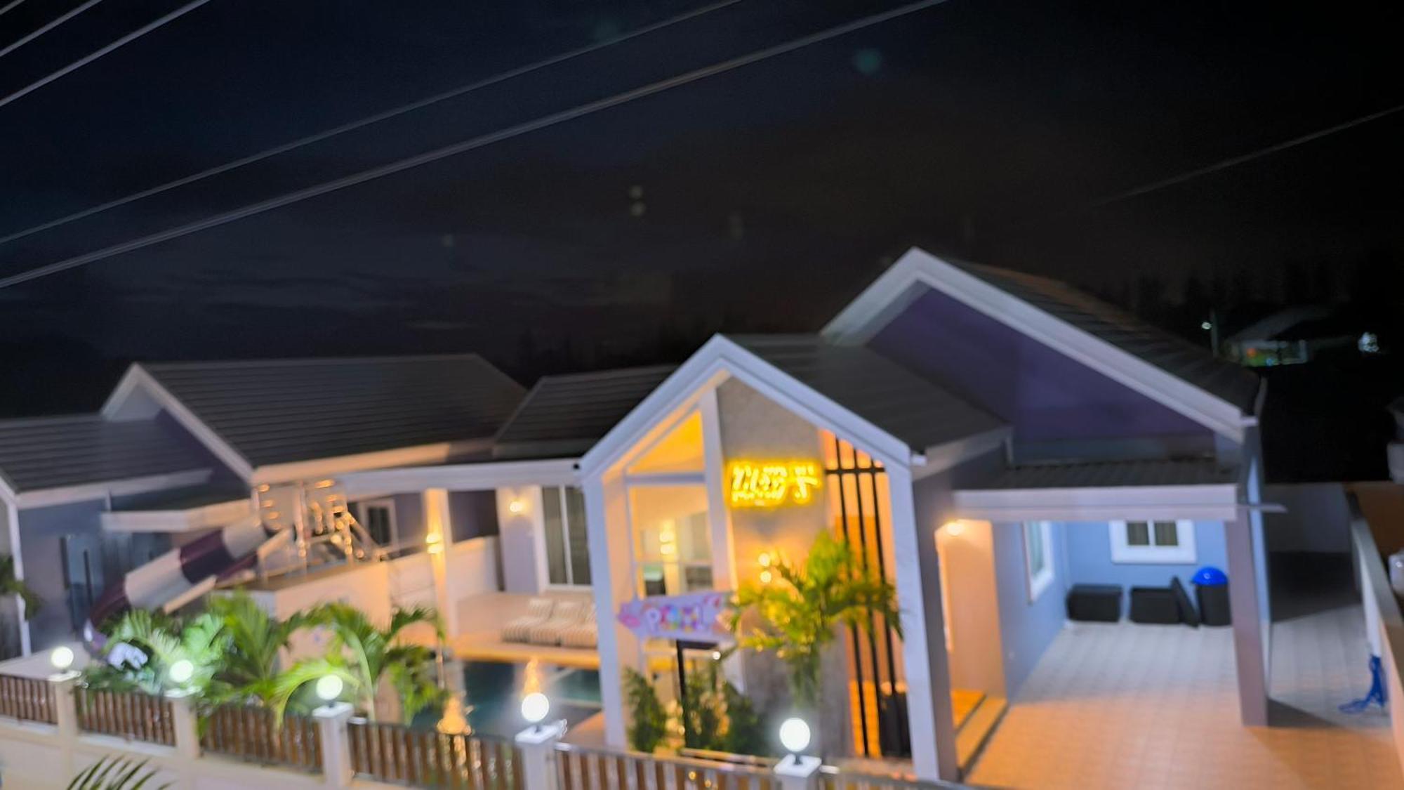 พลอยพูลวิลล่า 3 Ploy Poolvilla 3 *